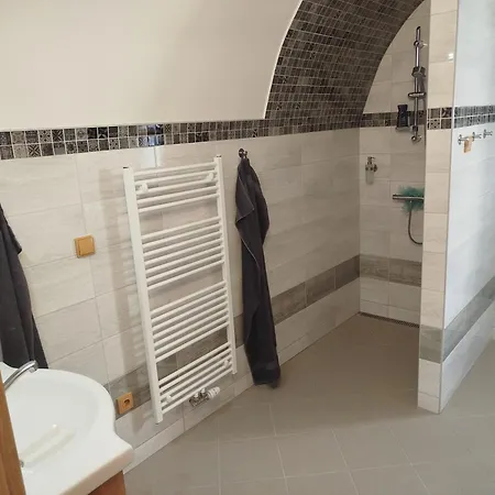 Apartmany Pod Baruncinou Skolou Ceska Skalice Exterior photo