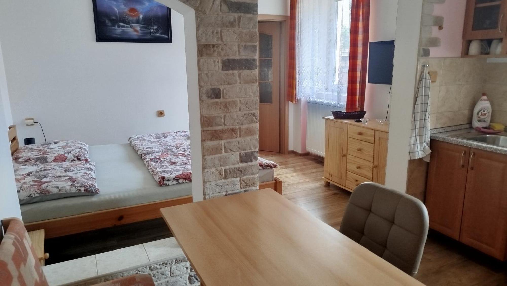 Pod Baruncinou Skolou Apartment *